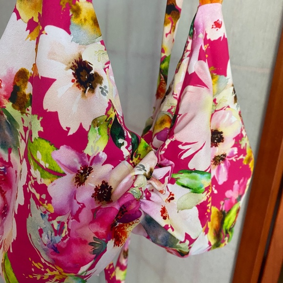 Fused Hawaii “Leave her wild” print  bikini top large - Picture 2 of 8